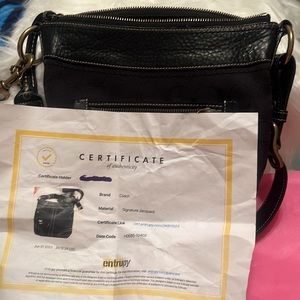 EUC Coach Crossbody. Signature Jacquard.